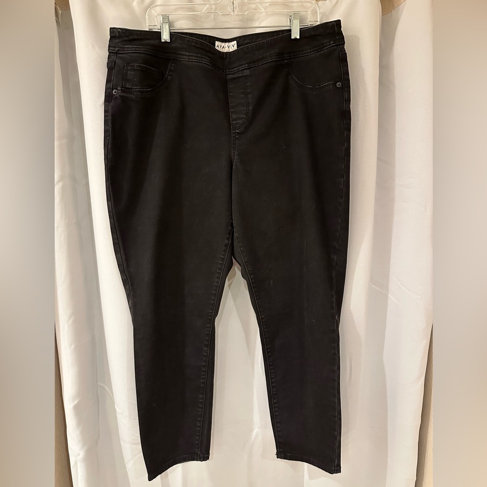 Ava & Viv Women's Black Jeans